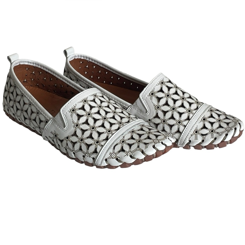 Spring Step Flowerflow‎ White Leather Perforated Loafers Moccasins 9.5 (41)